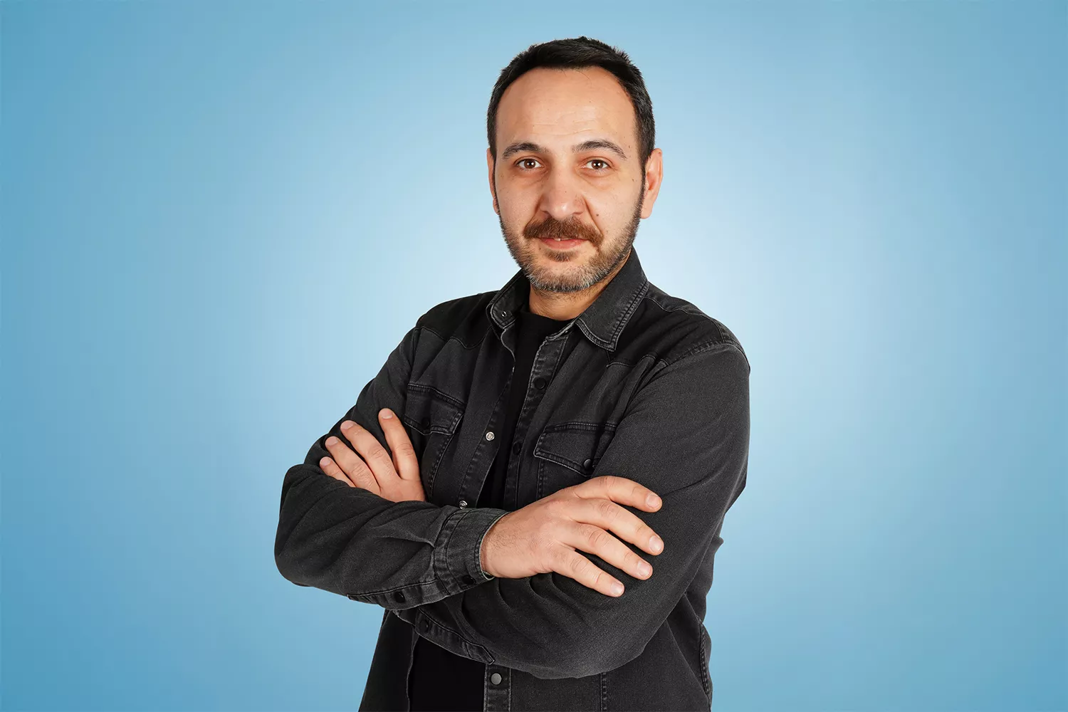 Emre AYAZOĞLU / Elektronik Bölüm Müdürü