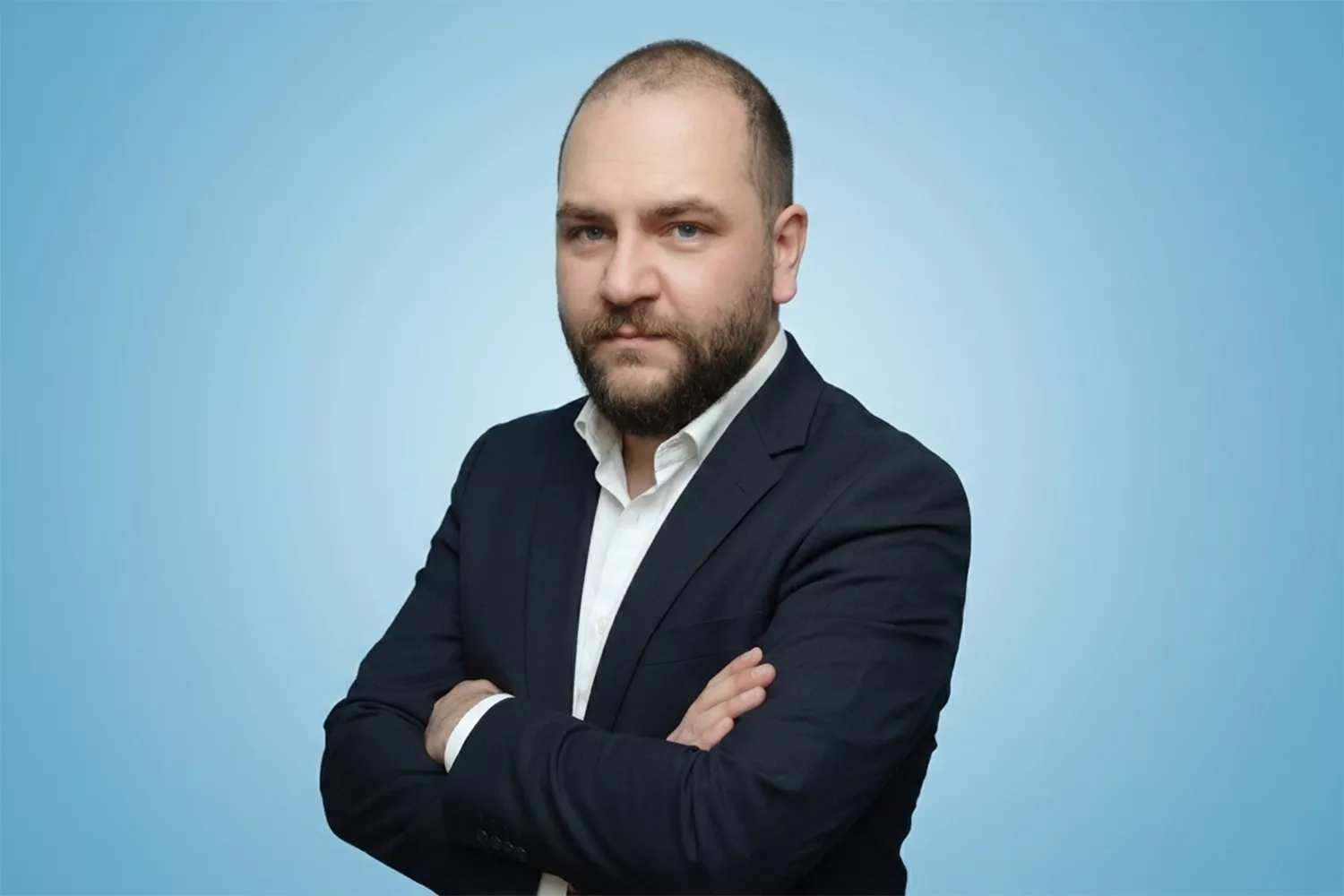 Özgür ÖZCAN / Bölge Satış Yöneticisi